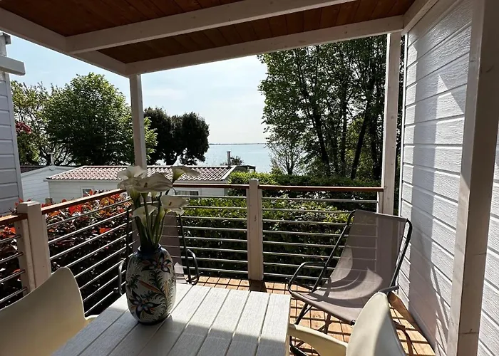 San Michele مكان تخييم Moniga del Garda